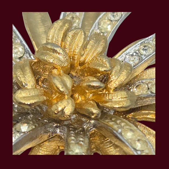 MCM Vintage Coro Chrysanthemum Starburst Floral Brooch Gold Silver Rhinestones - Picture 5 of 9